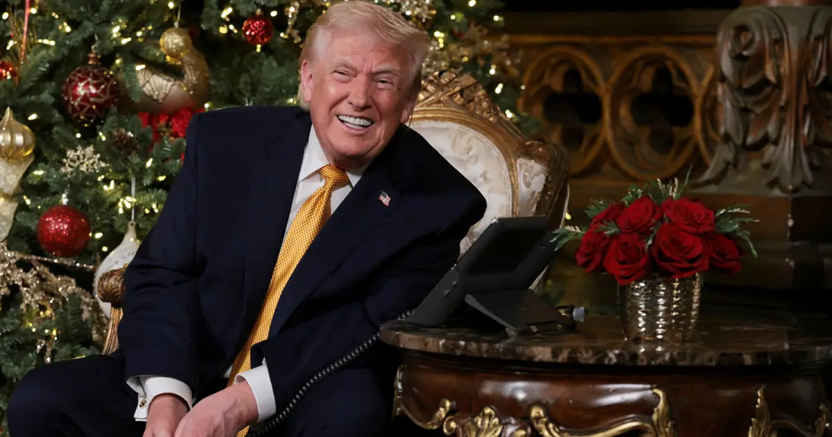 Trump'ın altın renkli telefonu 2025'e yetişmedi. Teslimatlar ertelendi