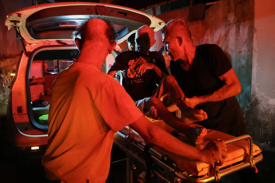 Endonezya'da yaşlı bakım evinde yangın çıktı