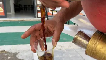 2 bardak tüketmek 20 bardak suya bedel. 40 derece sıcakta vücut ısısını anında dengeliyor