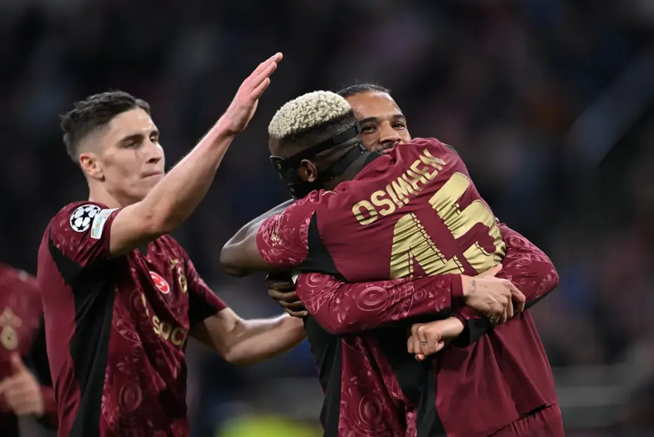 Galatasaray, Şampiyonlar Ligi'nde seriye bağladı: Osimhen'in gecesinde Ajax'a farklı tarife!