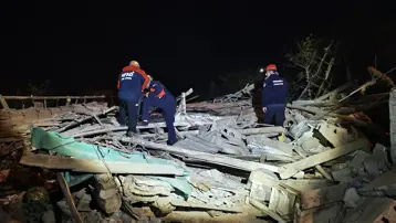 Çorum'da iki katlı metruk bina çöktü