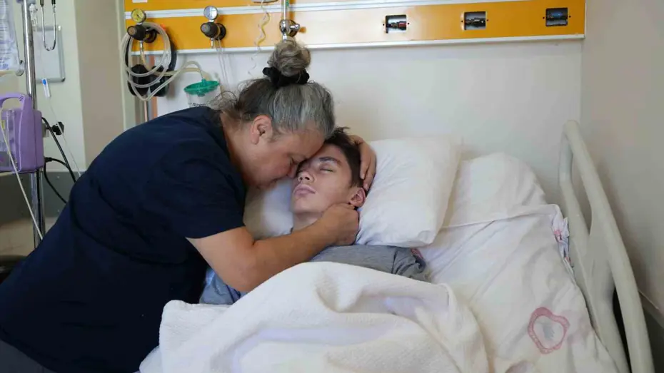 Akran zorbalığı 14 yaşındaki çocuğu, yatağa mahkum etti