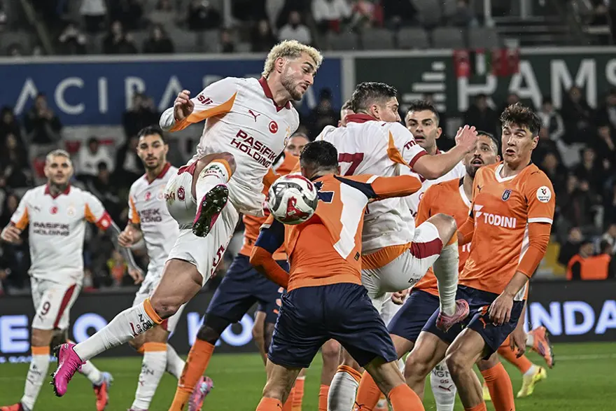 Galatasaray-Başakşehir ZTK maçı ne zaman, saat kaçta ve hangi kanalda canlı yayınlanacak? Cimbom galibiyet için sahada 