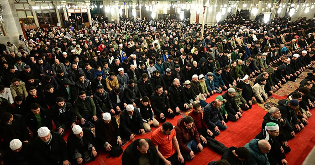 İl il teravih namazı saatleri 2026: Teravih namazı saat kaçta kılınacak? İstanbul, Ankara, İzmir ve tüm illerin namaz vakitleri