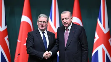 Cumhurbaşkanı Erdoğan, Starmer ile görüştü