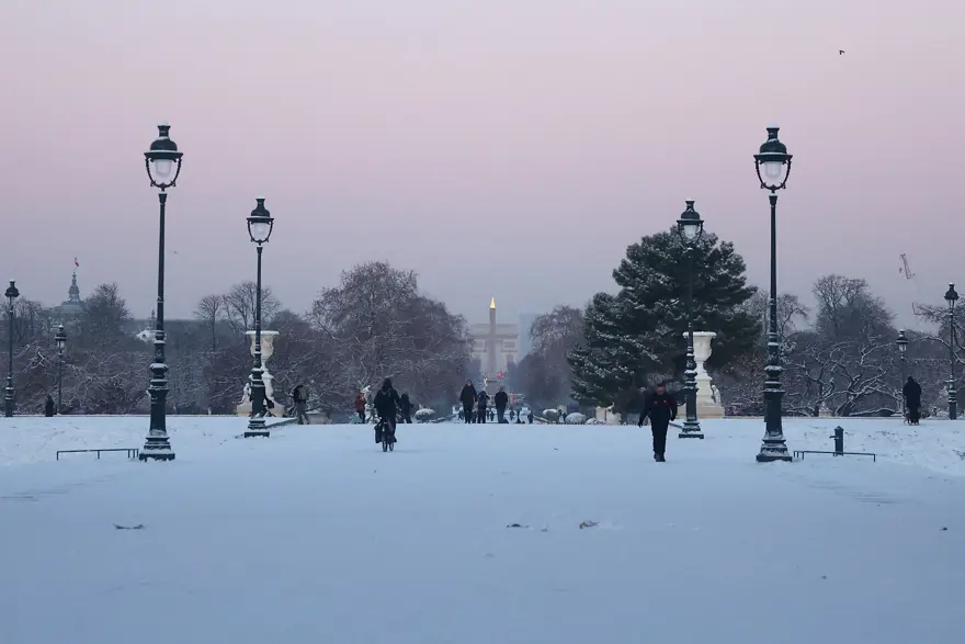 Avrupa kara teslim oldu. Uçuşlar iptal edildi, yolcular mahsur kaldı 6