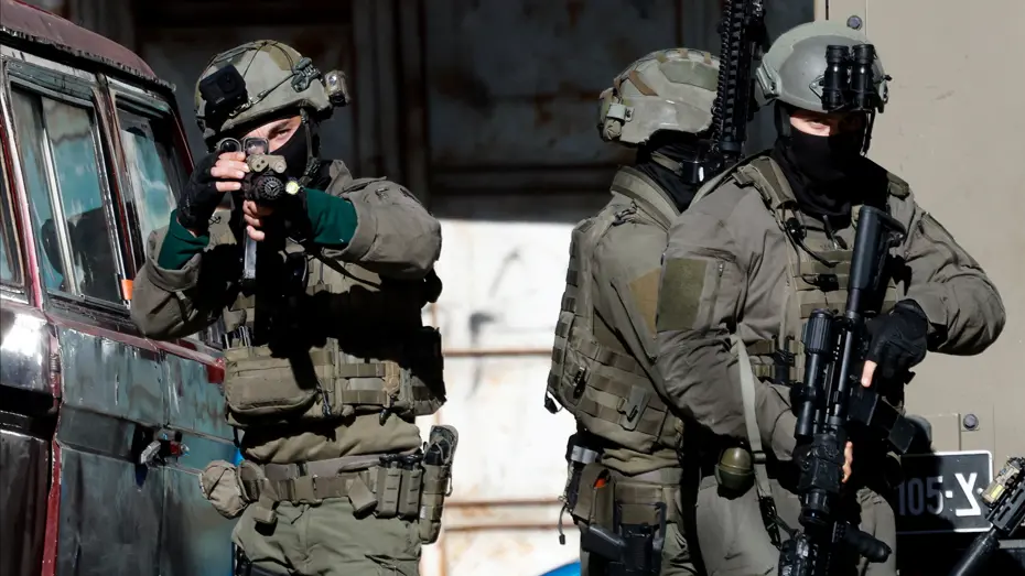 İsrail'den Gazze'ye saldırı, Batı Şeria'ya baskın