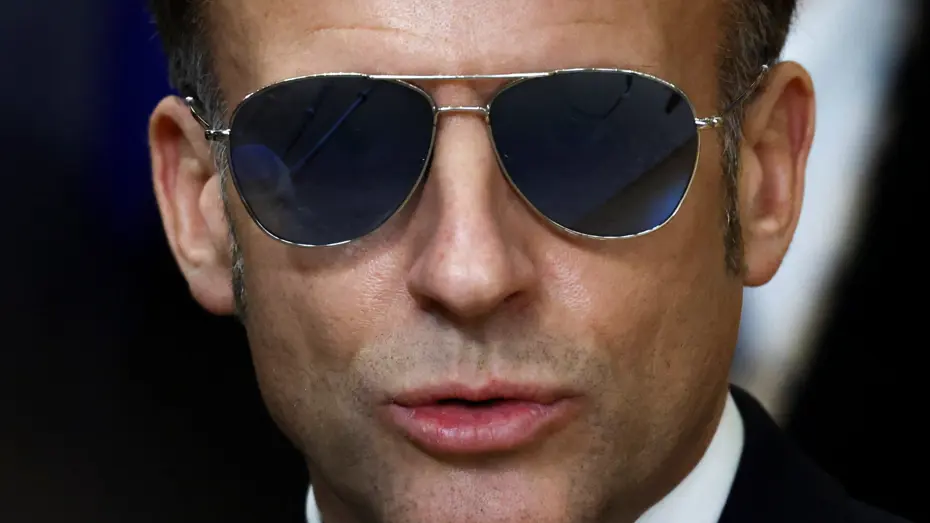 Macron'un pilot gözlüğü sosyal medyayı fethetti
