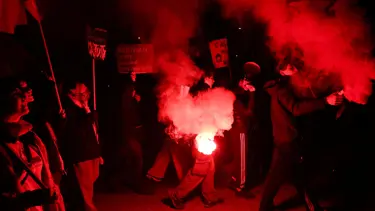 Milano'da olimpiyat protestosu: "Düşmanını tanı"