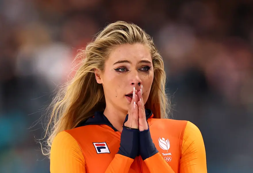 Tüm dünyada ajanda olan sporcu hadise olan kıyafetini satacak, gelirini bağışlayacak 1