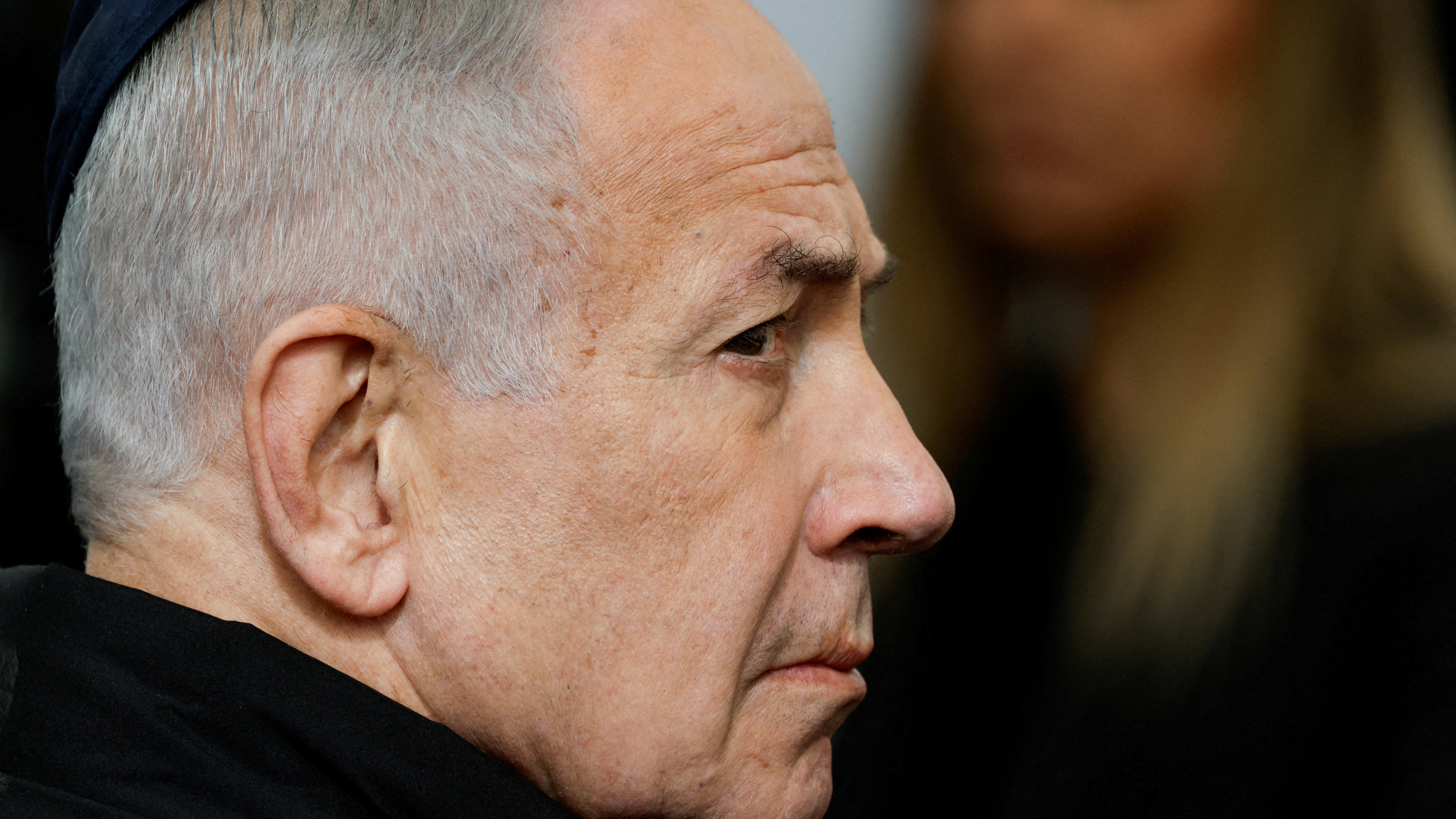 İsrail'den Lübnan'a Hizbullah tehditi