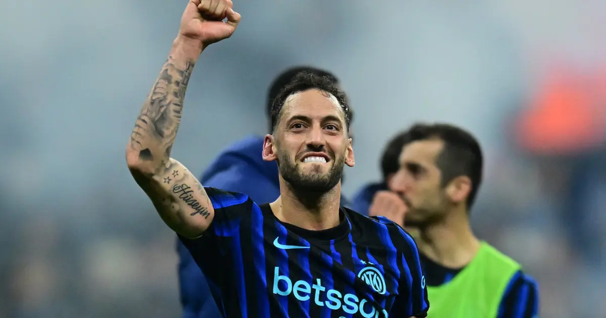 Galatasaray'dan Hakan Çalhanoğlu itirafı. "Kollarımızı açarak bekliyoruz"