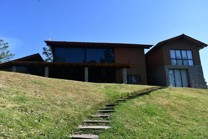 KARTEL PATRONUNUN VİLLASI GÖRÜNTÜLENDİ 