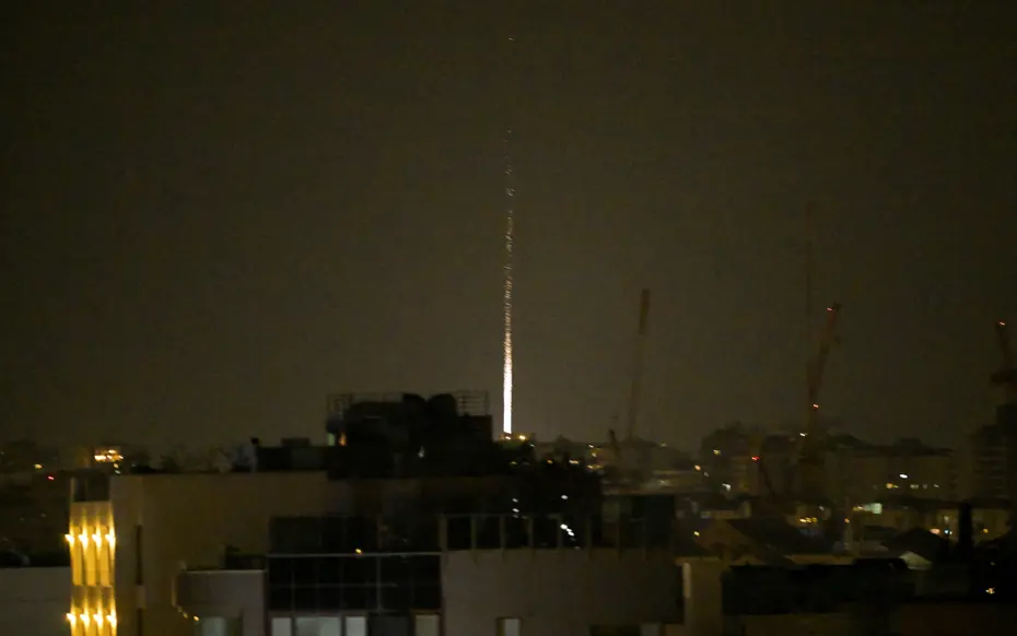 İran Savaşı 13. gününde. Gece boyu sirenler çalmaya devam etti