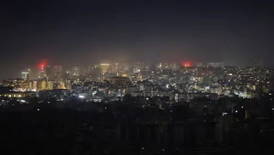 Yeni saldırı başlattı: İsrail, Beyrut'u bombalıyor