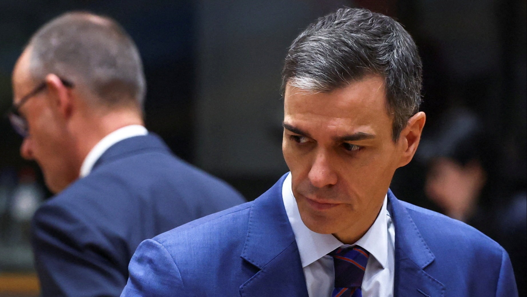 İspanya'dan ABD uçaklarına geçit yok: Hava sahalarını kapattılar