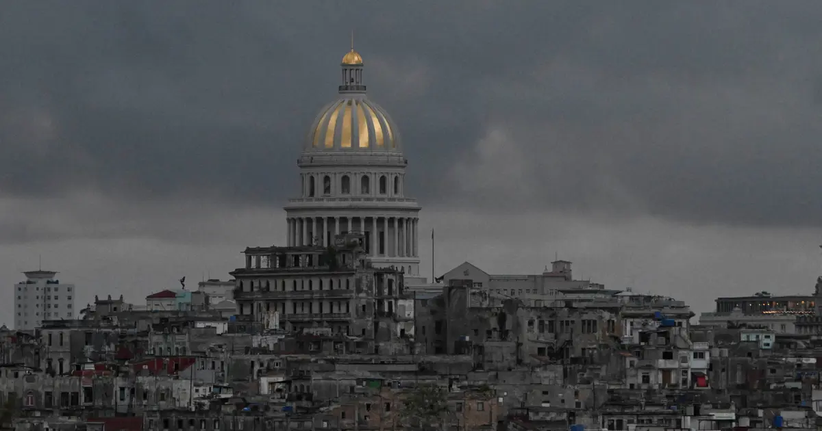 Küba'da yakıt krizi ülkeyi karanlığa sürüklüyor