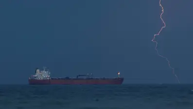 6 Arap ülkesinde fırtına ve sel uyarısı. Umman'da 7 ölü