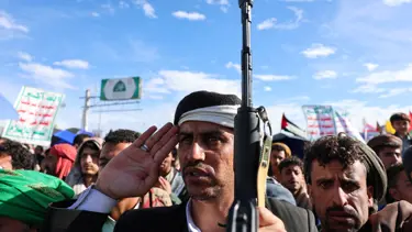 Husiler resmen savaşa katıldı. İsrail'e birinci roket saldırısı