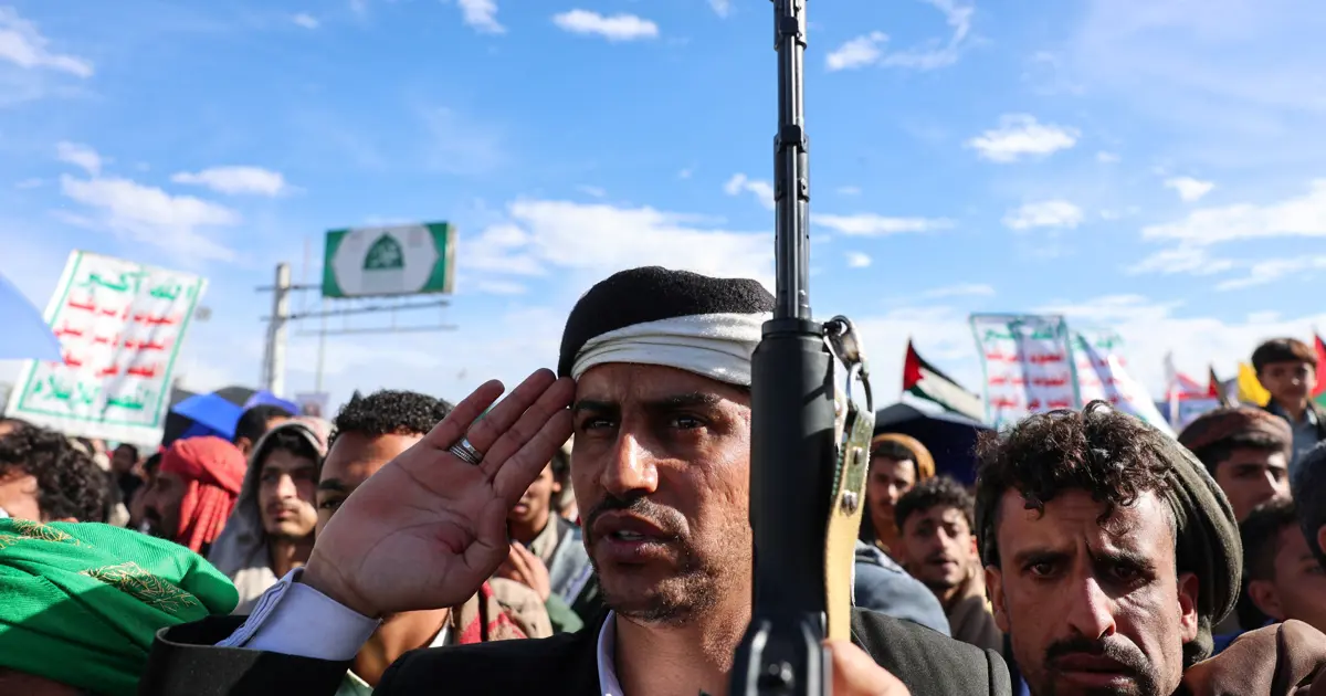 Husiler resmen savaşa katıldı. İsrail'e ilk füze saldırısı