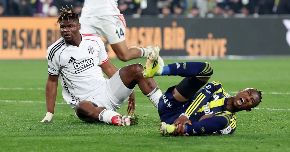 Beşiktaşlı Agbadou'dan derbi sonrası çok ağır sözler. "Utanılacak bir durum"