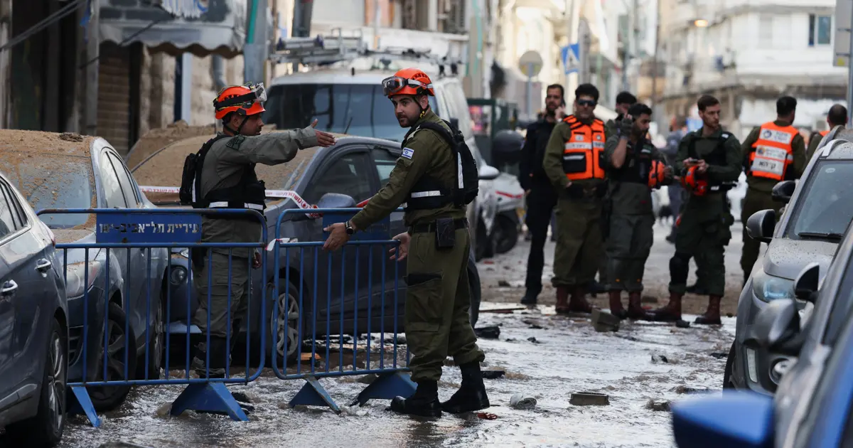 İsrail pazartesiye füze saldırılarıyla uyandı