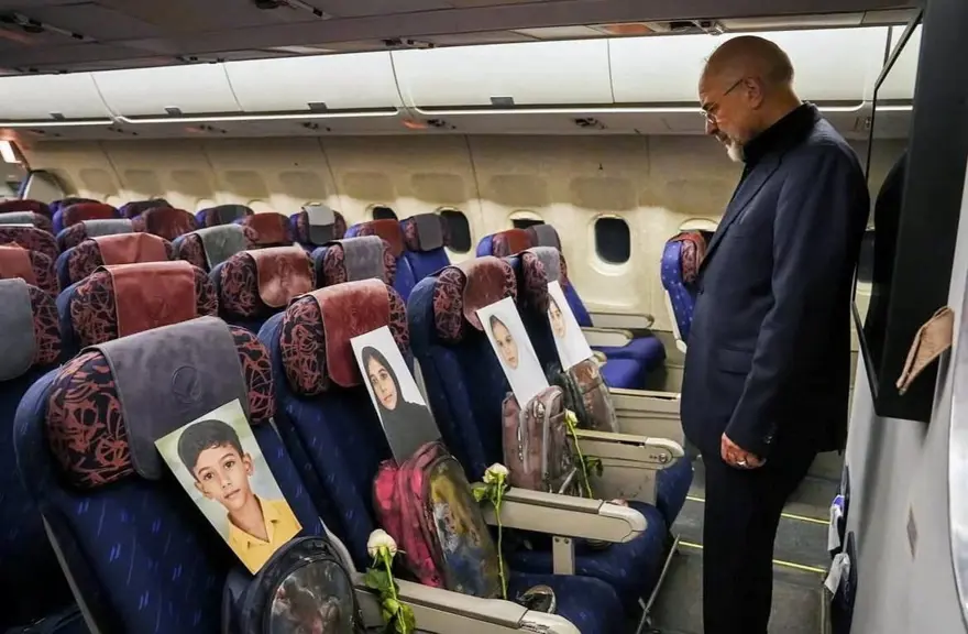 "UÇUŞTAKİ YOL ARKADAŞLARIM" 2