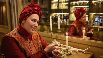 Rusya'da büyüye ilgi patladı. Askerler muska ve tılsım yaptırıyor