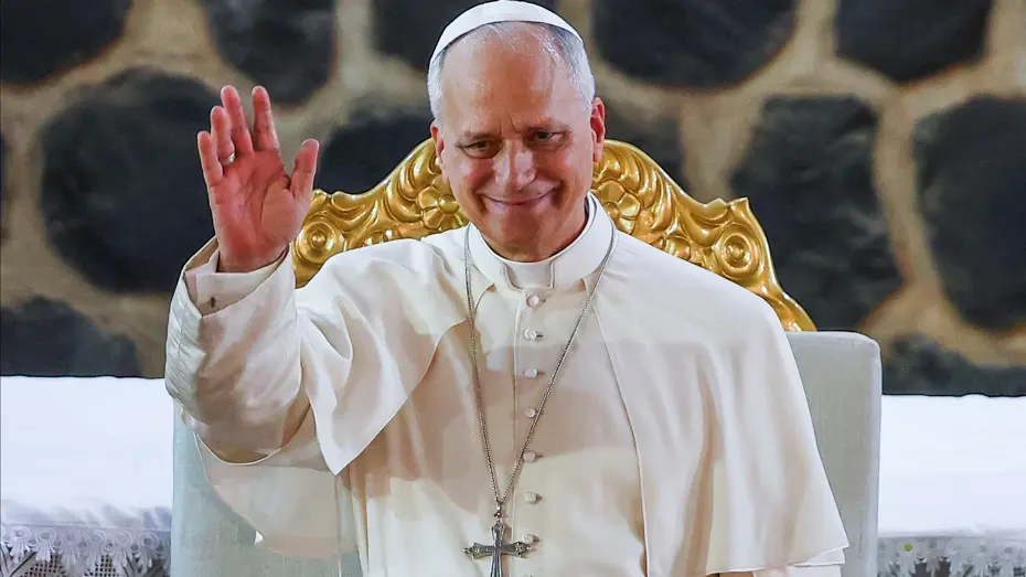 Papa’dan sert çıkış. “Dünya tiranların elinde harap oluyor”