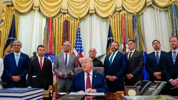 Trump: İran bize şantaj yapamaz