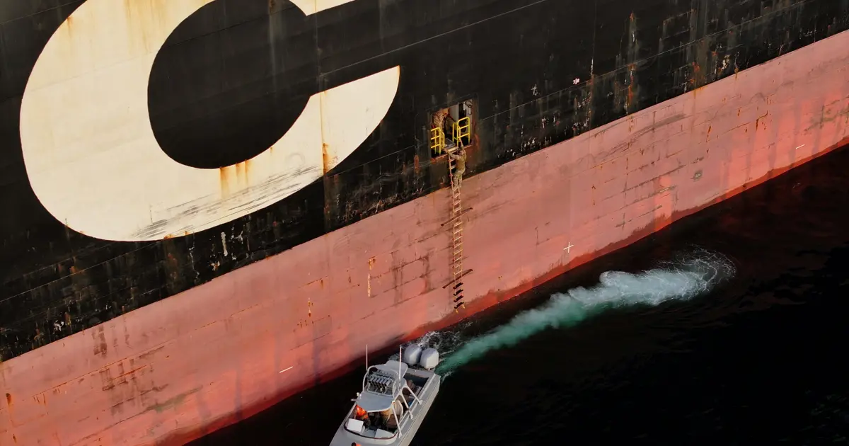 ABD'nin Hürmüz ablukası devam ediyor. 37 geminin rotası değiştirildi