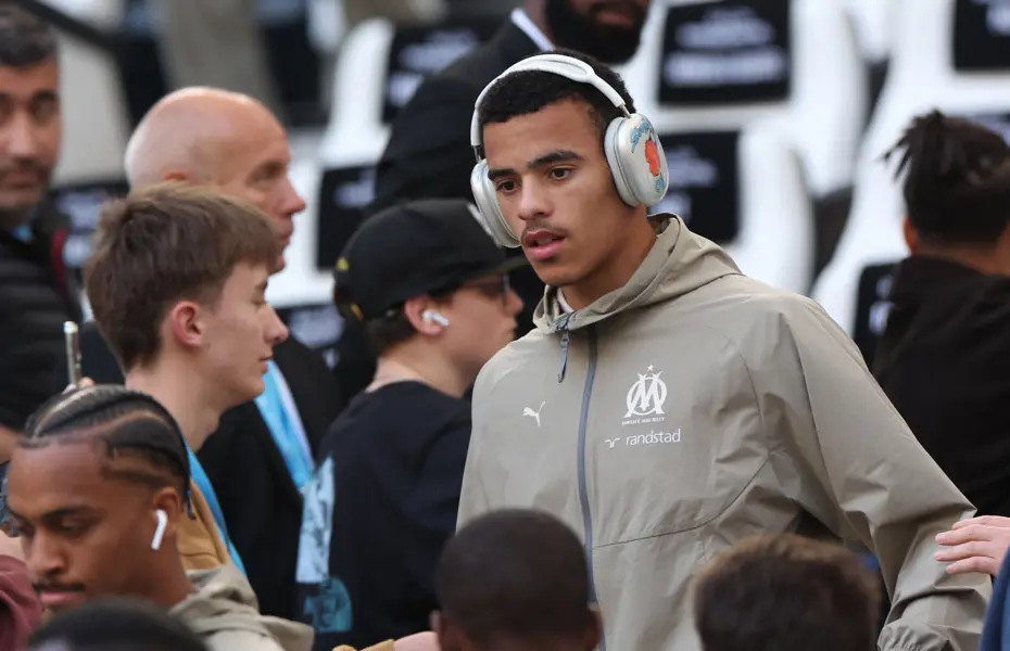 Fenerbahçe ile anılıyordu, bonservisi belli oldu. Mason Greenwood için istenen bedel