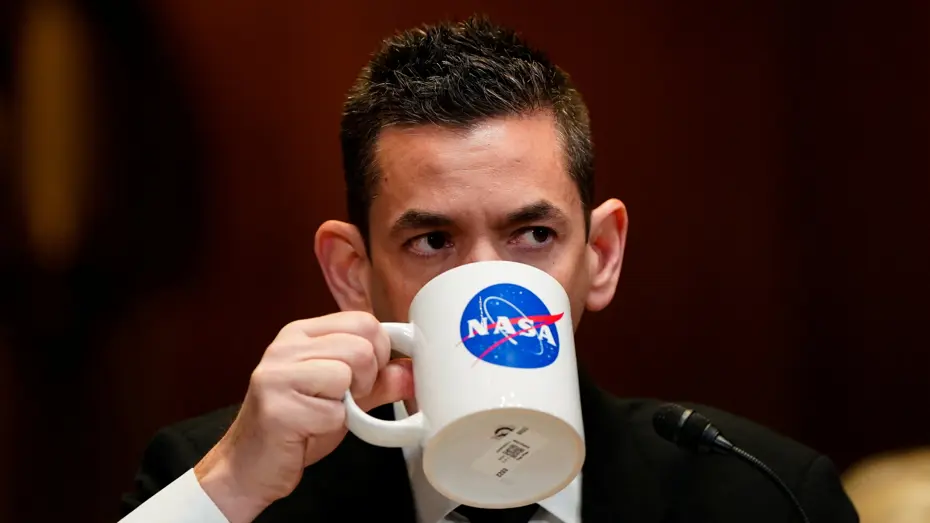 Trump'ın gündemi UFO'lar ve NASA yöneticisinin 