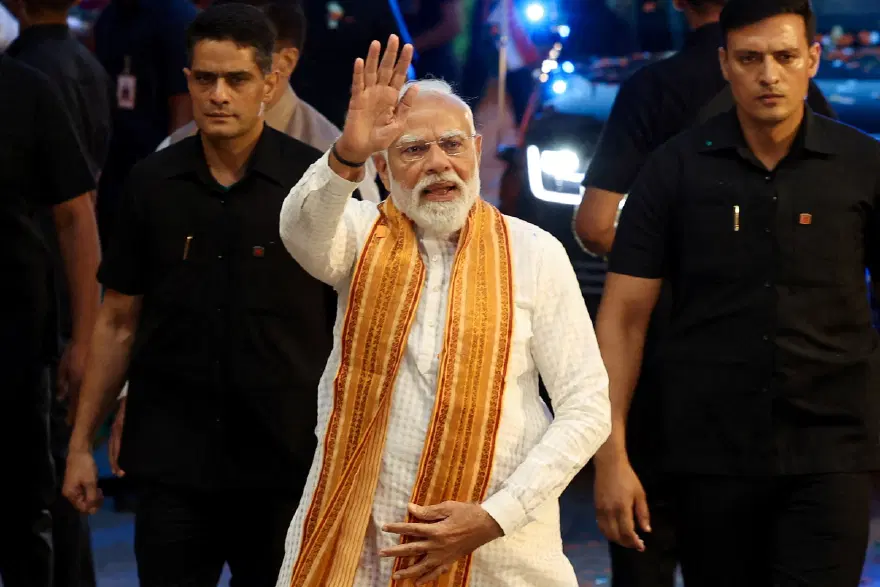 MODİ : "DÜĞÜNLERİ DE ERTELEYİN" 1