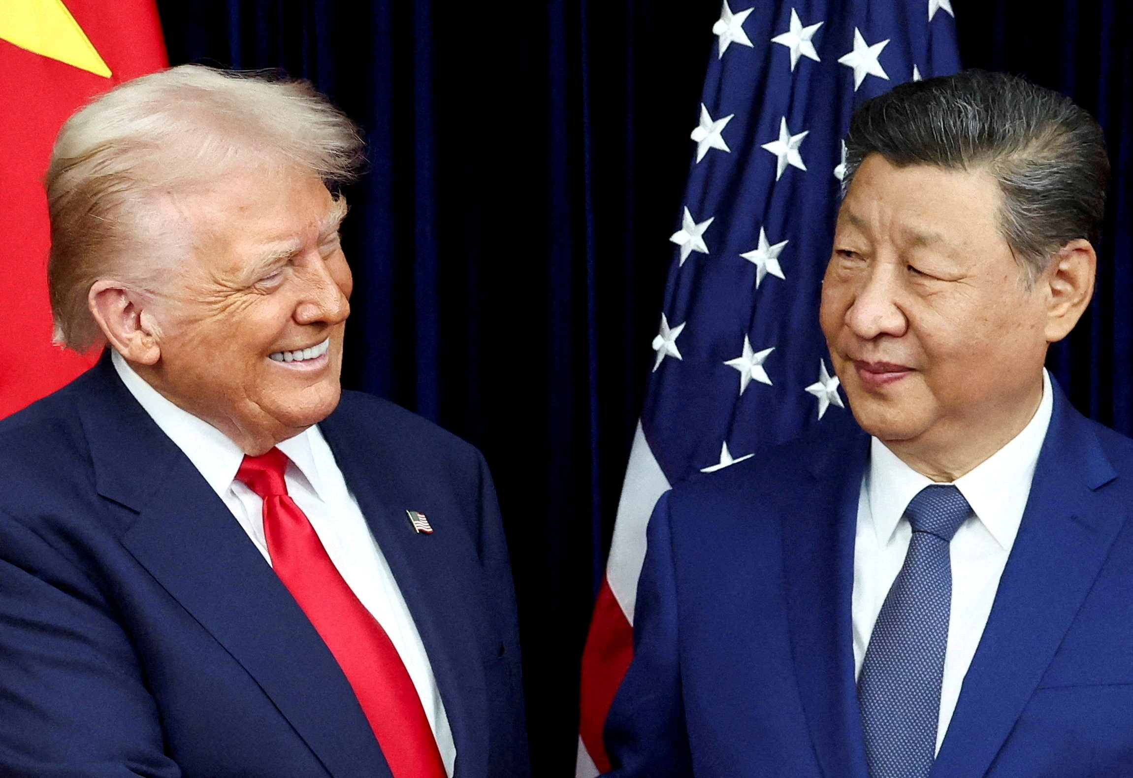 ABD Başkanı Donald Trump'ın Çin ziyareti başlıyor. Trump'a CEO'lar eşlik ediyor