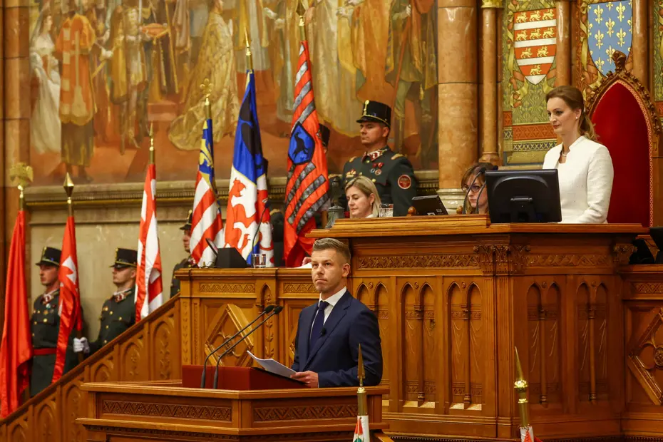 Magyar yemin ederek resmen Macaristan Başbakanı oldu