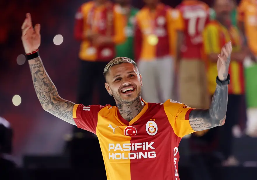 ICARDİ YİNE TATİLE ÇIKTI - SABAH 3