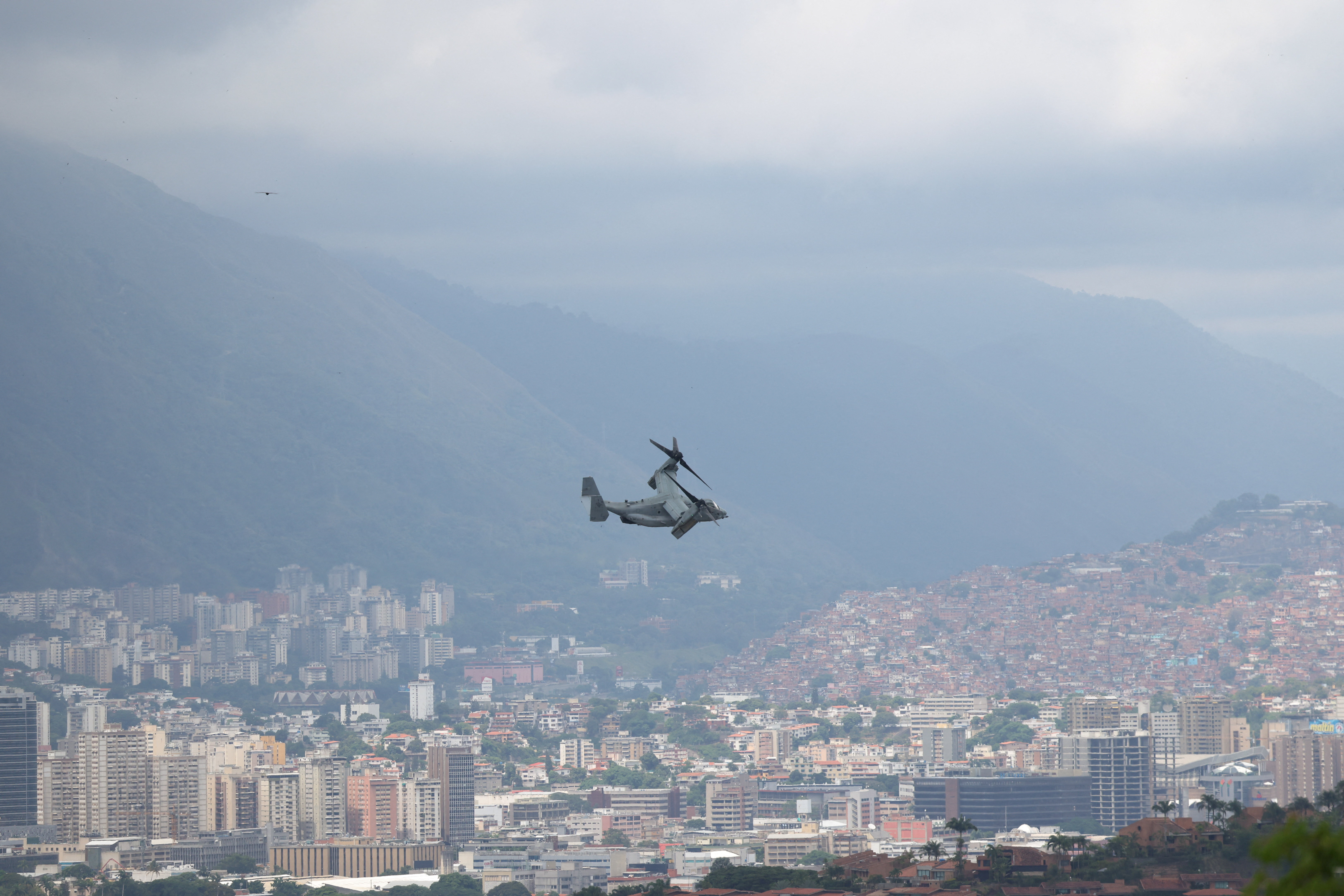 ABD ordusu, Venezuela'nın başkenti üzerinde tatbikat yaptı