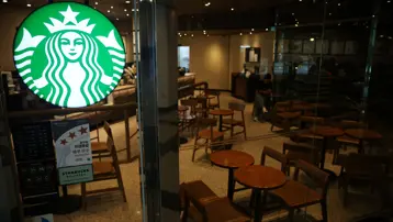 Güney Kore’de Starbucks krizi. Tüm şubeler yarım gün kapatılacak, tarih eğitimi verilecek