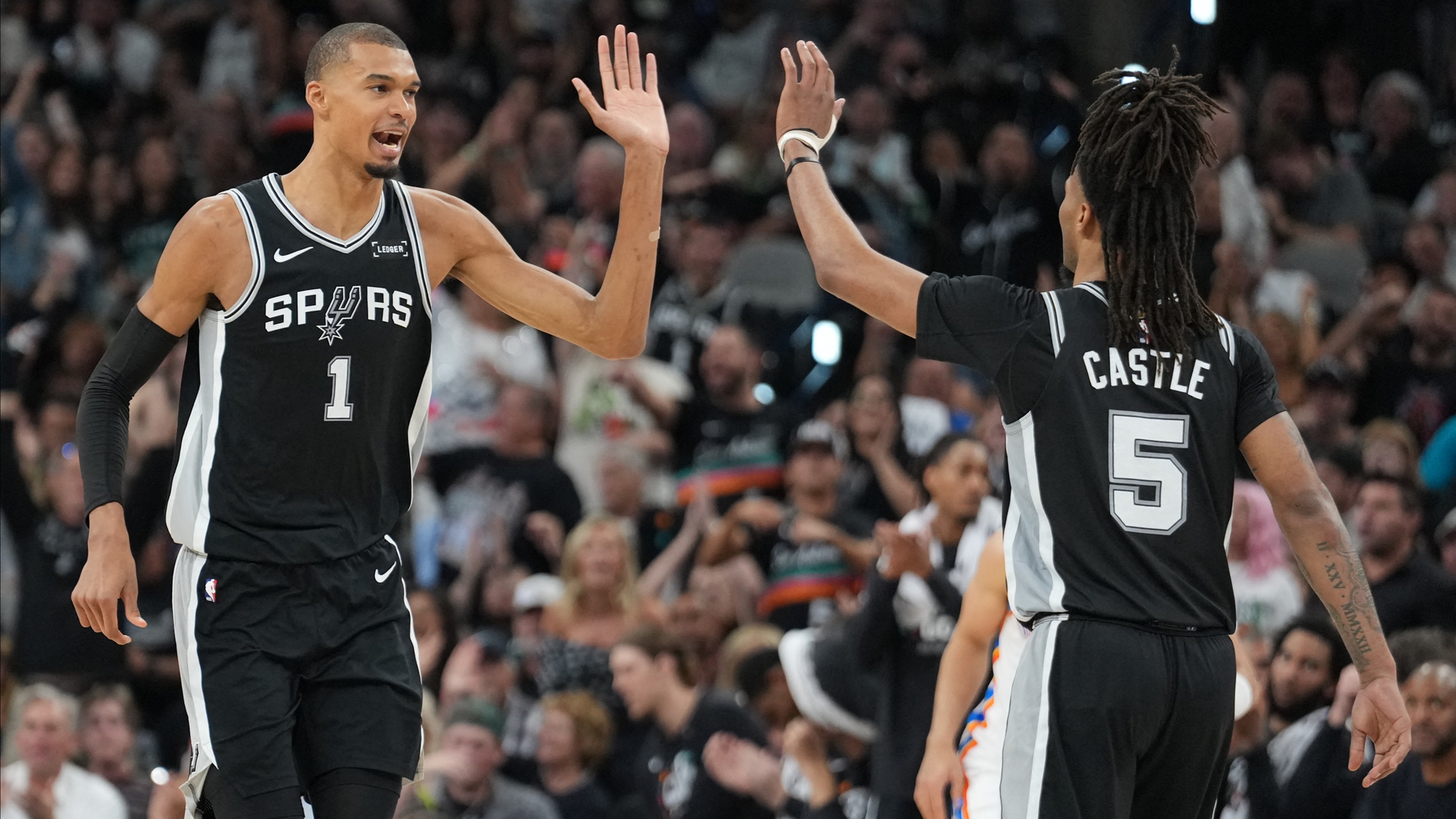 NBA Batı Konferansı finalinde Spurs, seriyi 3-3'e getirdi