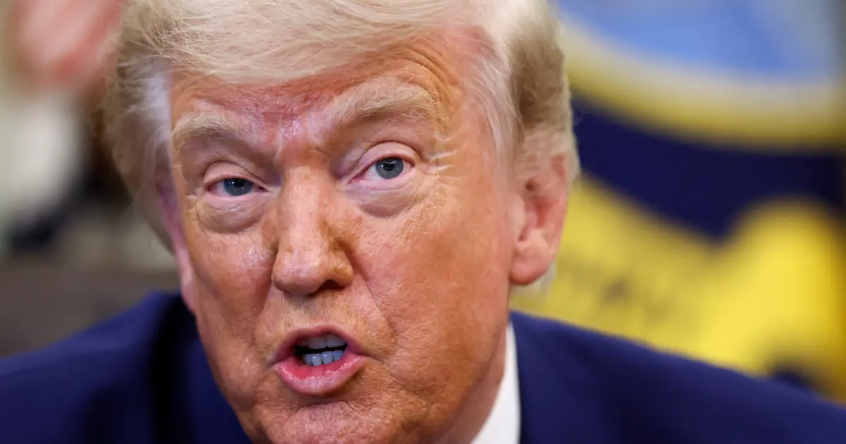 Trump'tan savaş yetkileri yasasına tepki. "Anlamsız bir oylama, kendilerinden utanmalılar"