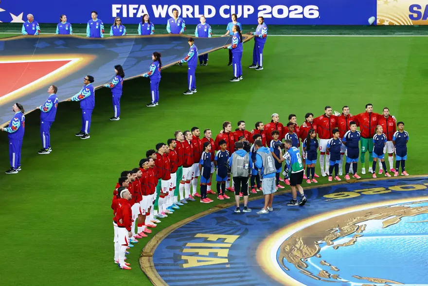 999 FUTBOLCU FORMA GİYDİ 4