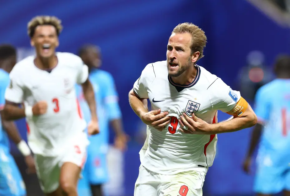 Harry Kane İngiltere'yi ipten aldı