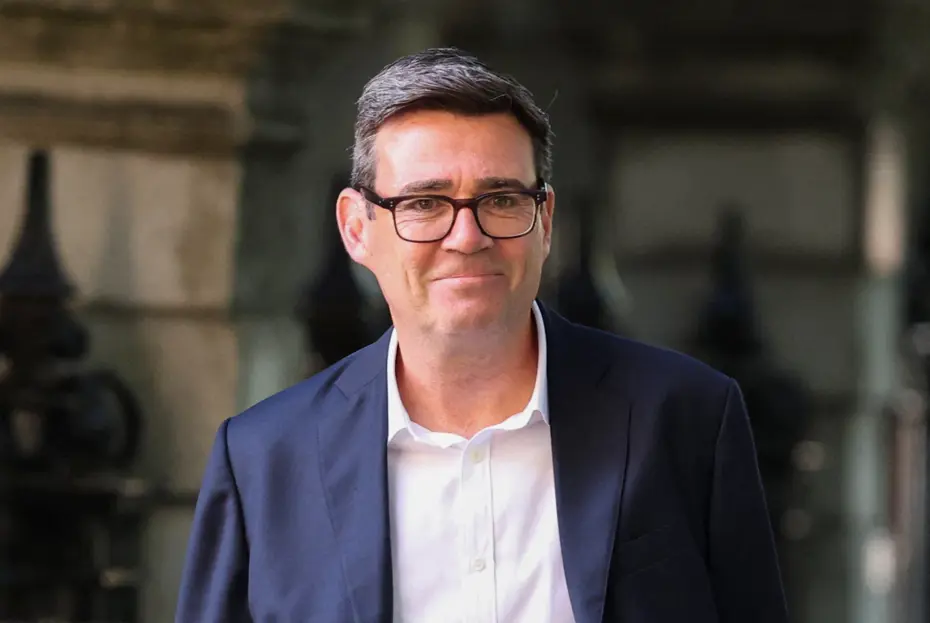 2026-07-02T175953Z_1135094667_RC2T5MA0L3P6_RTRMADP_3_BRITAIN-POLITICS-186435.JPG?width=930&format=webp