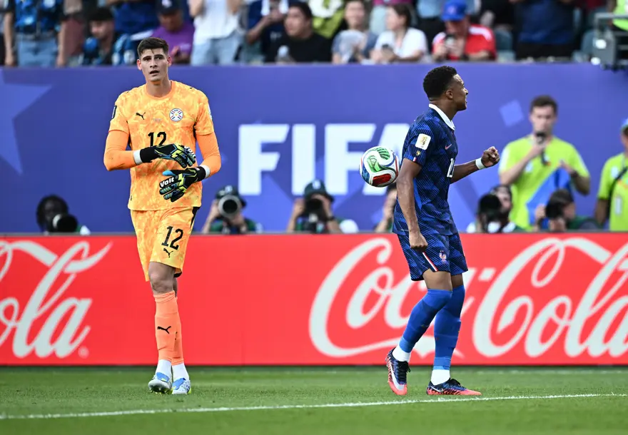 Paraguaylı senatörün "Hindistan cevizi emiyordu" sözlerine Mbappe'den olay yanıt. "İğrenç bir kadınsınız" 1