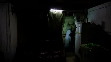 ABD’nin yakıt ablukası sonrası Küba’da elektrik krizi büyüyor. Ülke yine karanlıkta