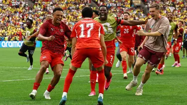 İsviçre penaltılarla çeyrek finalde