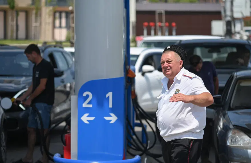 UKRAYNA SALDIRILARI PETROLÜ VURDU 3