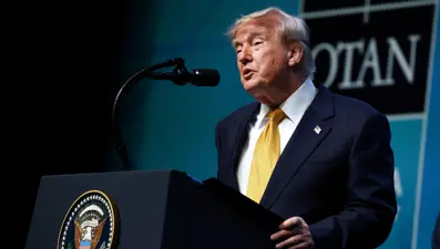 Trump: Hürmüz Boğazı'nı alıyoruz, abluka yeniden başlayacak