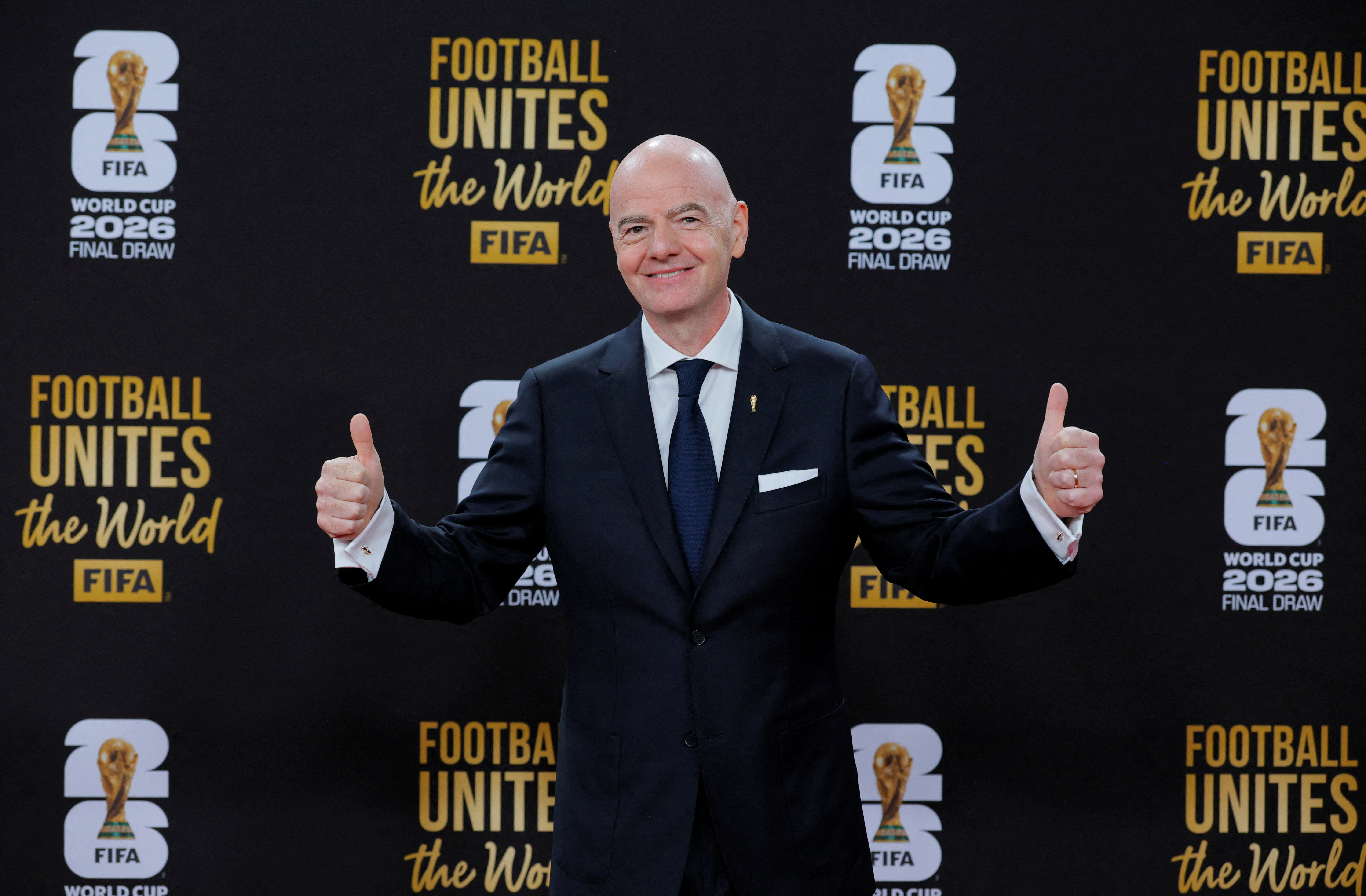 FIFA futbolu özelleştirme planını iptal etti